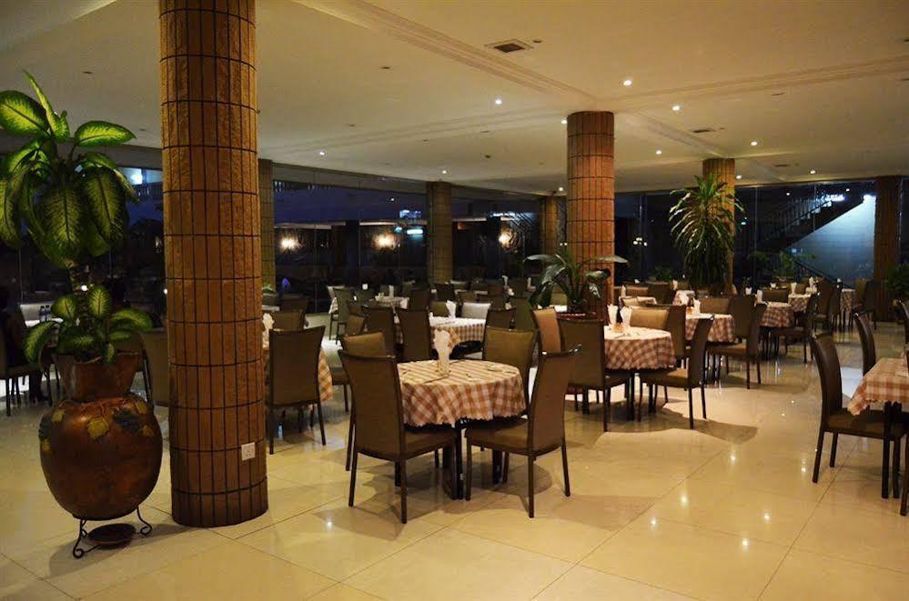 Mensvic Grand Hotel Akkra Exterior foto